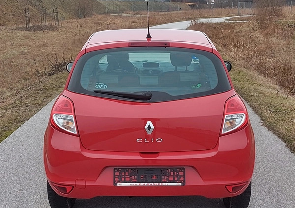 Renault Clio cena 14900 przebieg: 159431, rok produkcji 2009 z Bełchatów małe 781